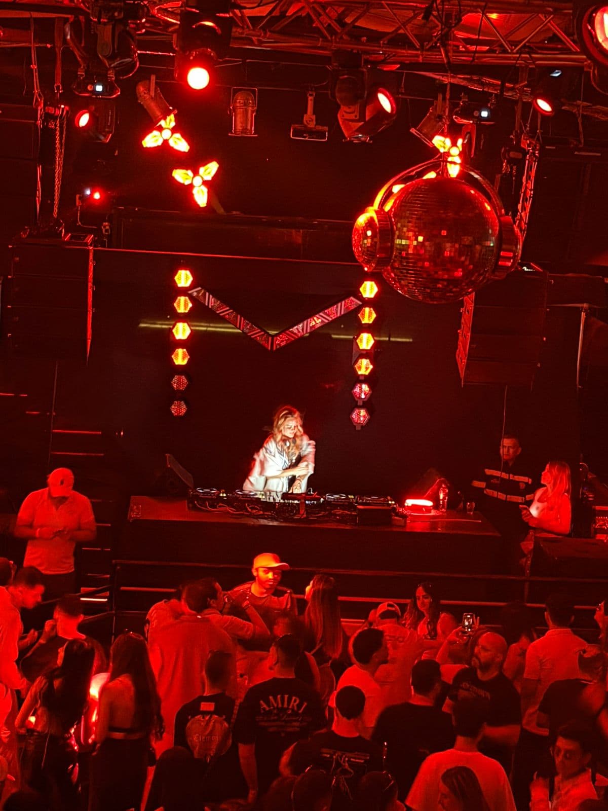 Natalia París en vivo — Living Club Manizales